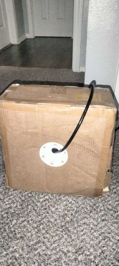 Una Caja Nueva Para Poner Luces O Speaker Audio