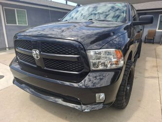 2019 Ram truck 4 door 119k miles
