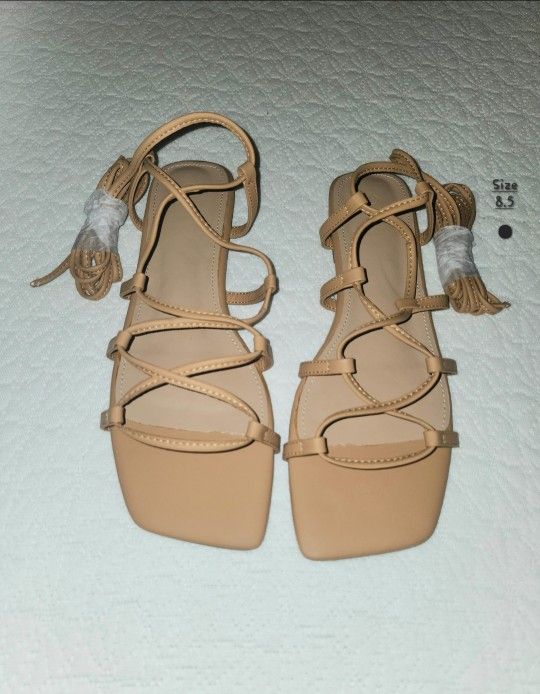 Women's Lace Up Sandals (8.5)