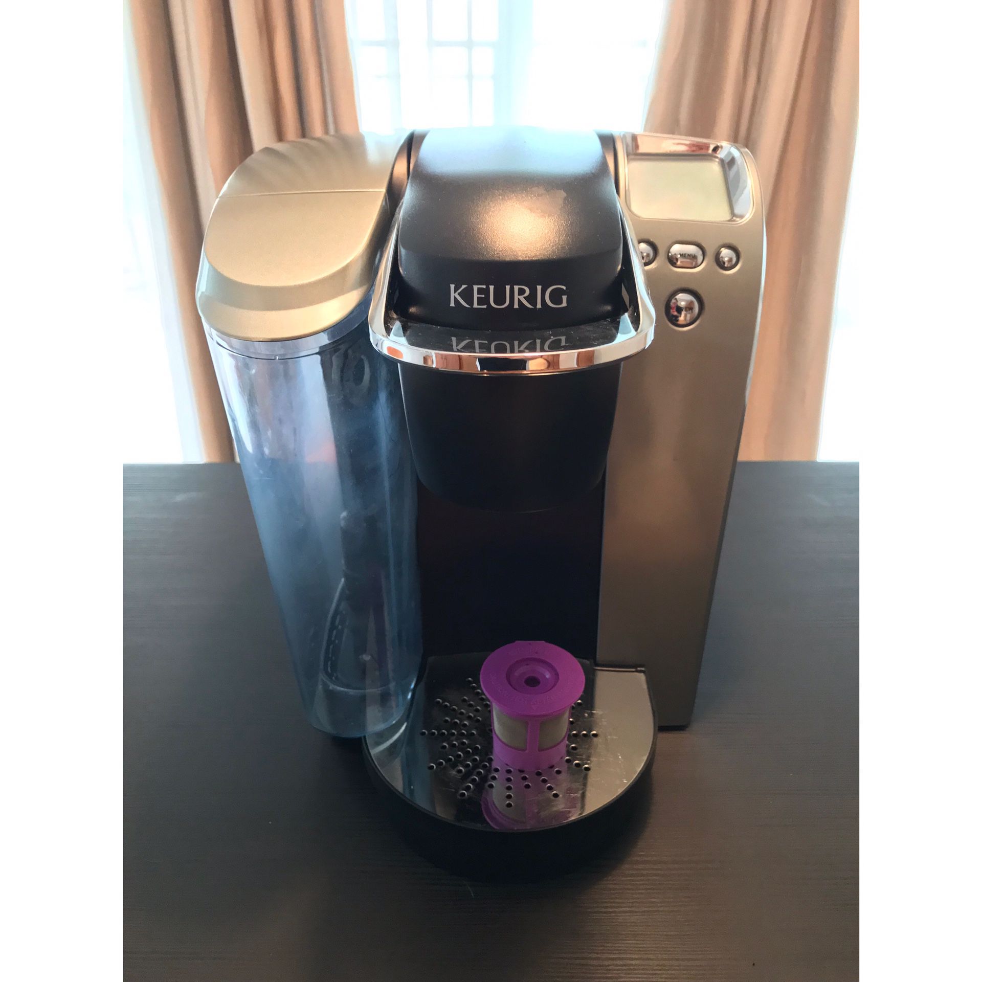 Keurig Single Serve Coffee Maker Model K70 w/ Reusable K-cup Filter