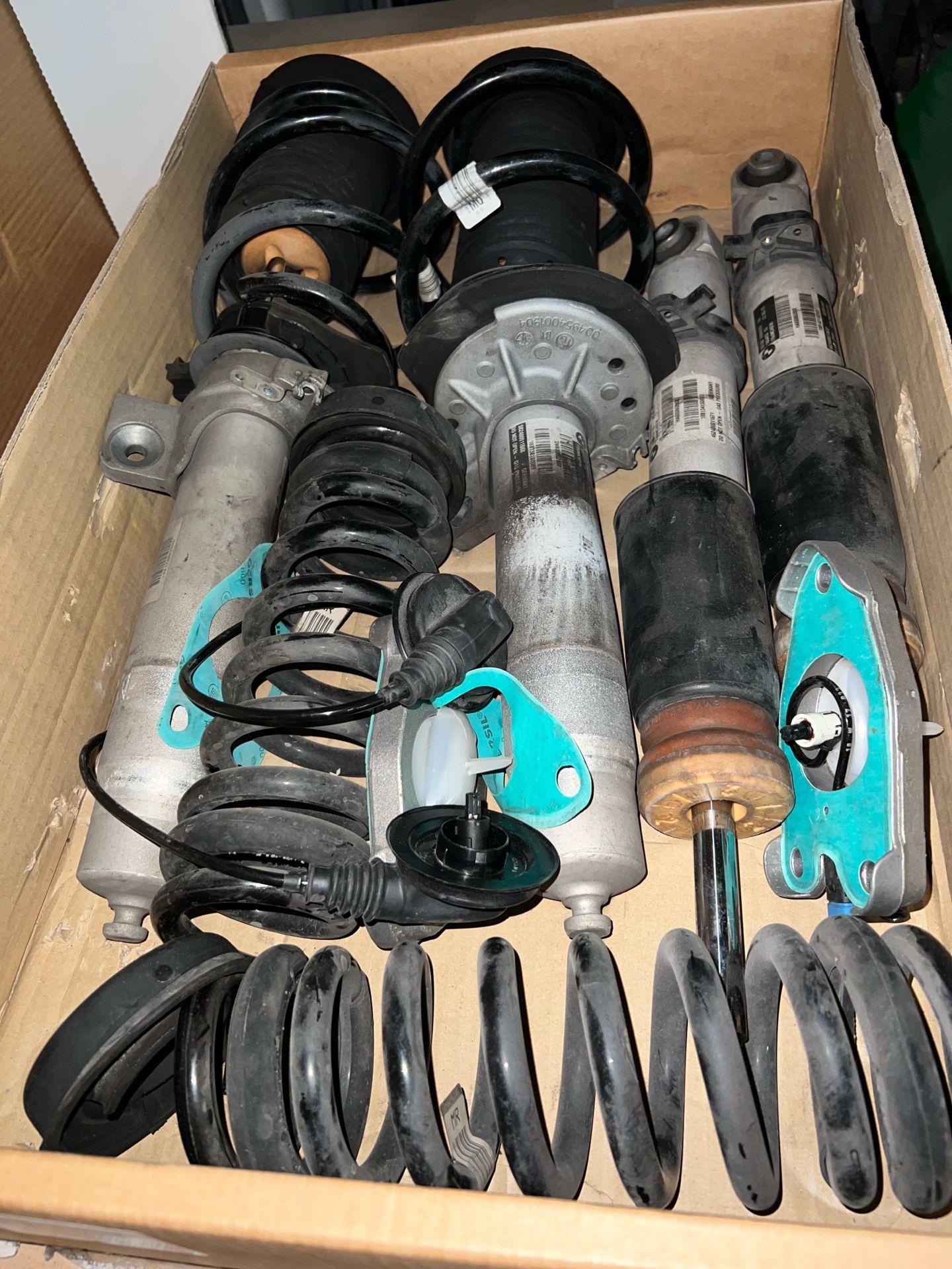 BMW F80 M3 OEM SUSPENSION COMPLETE