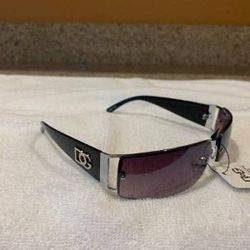 New Men's "DG" Sunglasses in Black