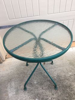 24x28”. Round Glass Top Patio bistro Table