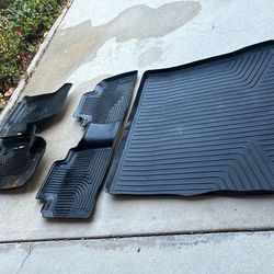 Husky Cargo & Floor Liners - Ford Edge 2020-2024