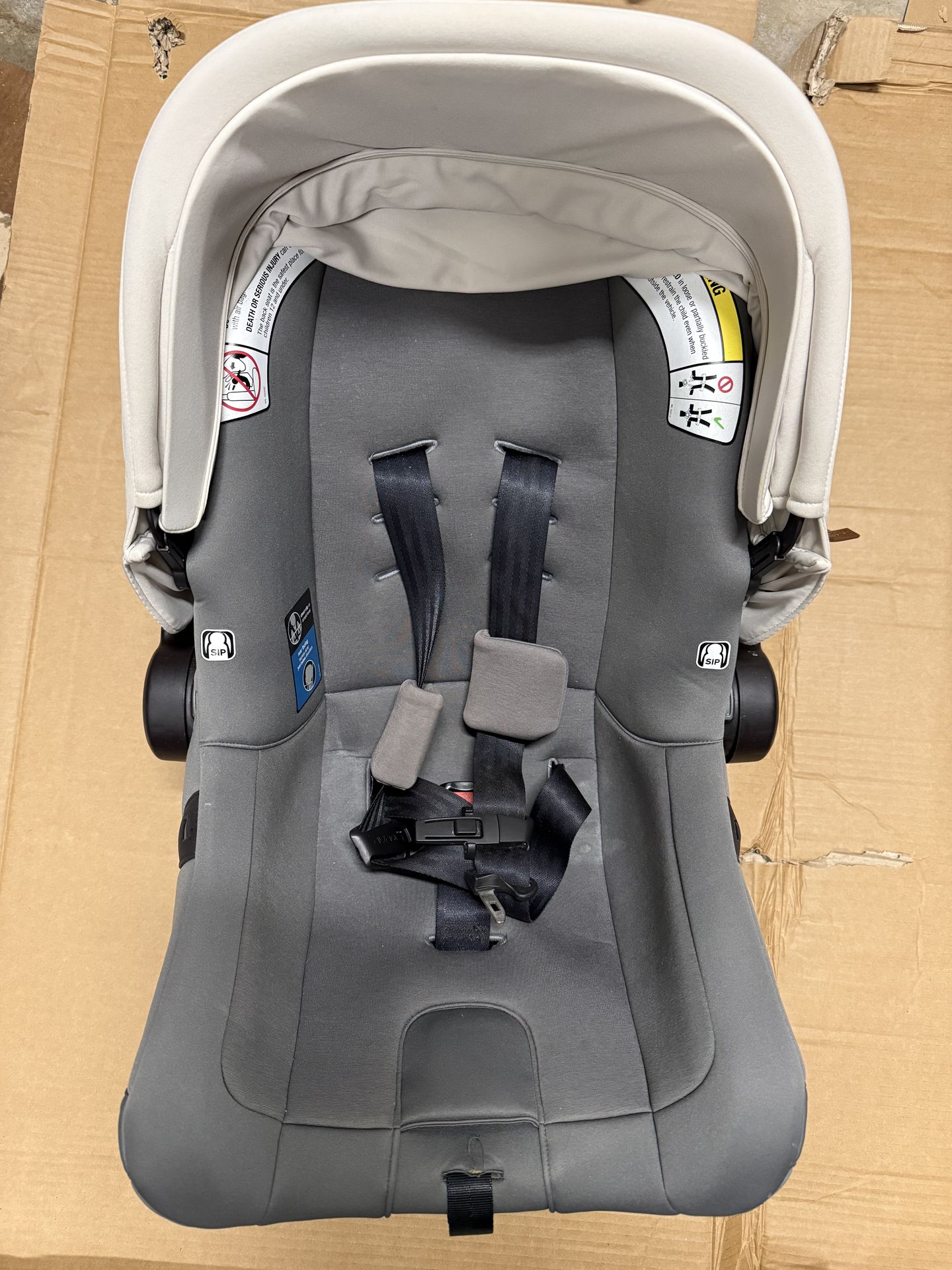 The Nuna PIPA aire rx infant car seat
