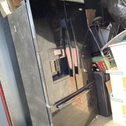 Whirlpool refrigerator 