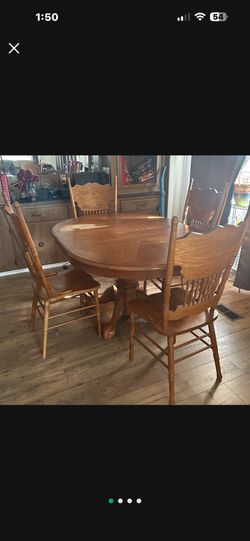 FREE. Dining room Table. FREE