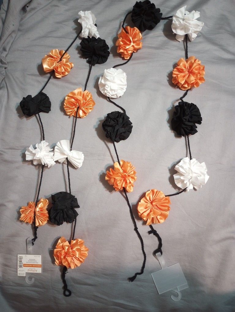Decorative Pom Pom Garland Halloween 2 Count