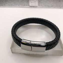 Stainless Steel Black Leather Bracelet 