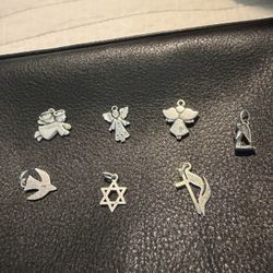 𝓳𝓪𝓶𝓮𝓼 𝓐𝓿𝓮𝓻𝔂 𝓬𝓱𝓪𝓻