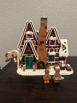 Lego Gingerbread House 10267 Built