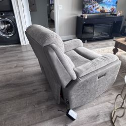 Recliner 