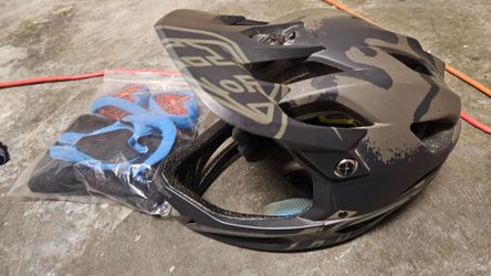 troylee helmet M/L