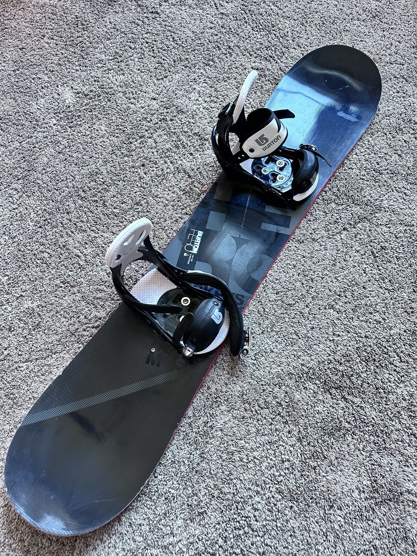 Burton Hero 134 cm V rocker snowboard/Burton Smalls Bindings* new wax* and snowboard gear for the family
