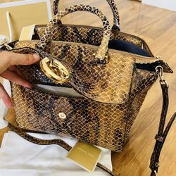 Exclusive Fashion New With Tags Michael Kors Bag Original 