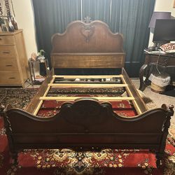 Vintage 1900’s Antique Full Size Bed Frame 