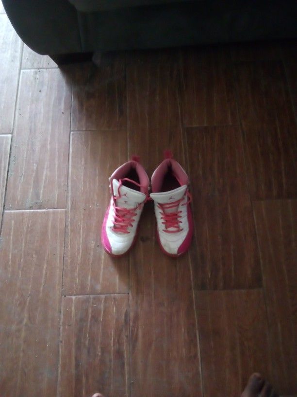 Jordan's Shoes Size 5-6
