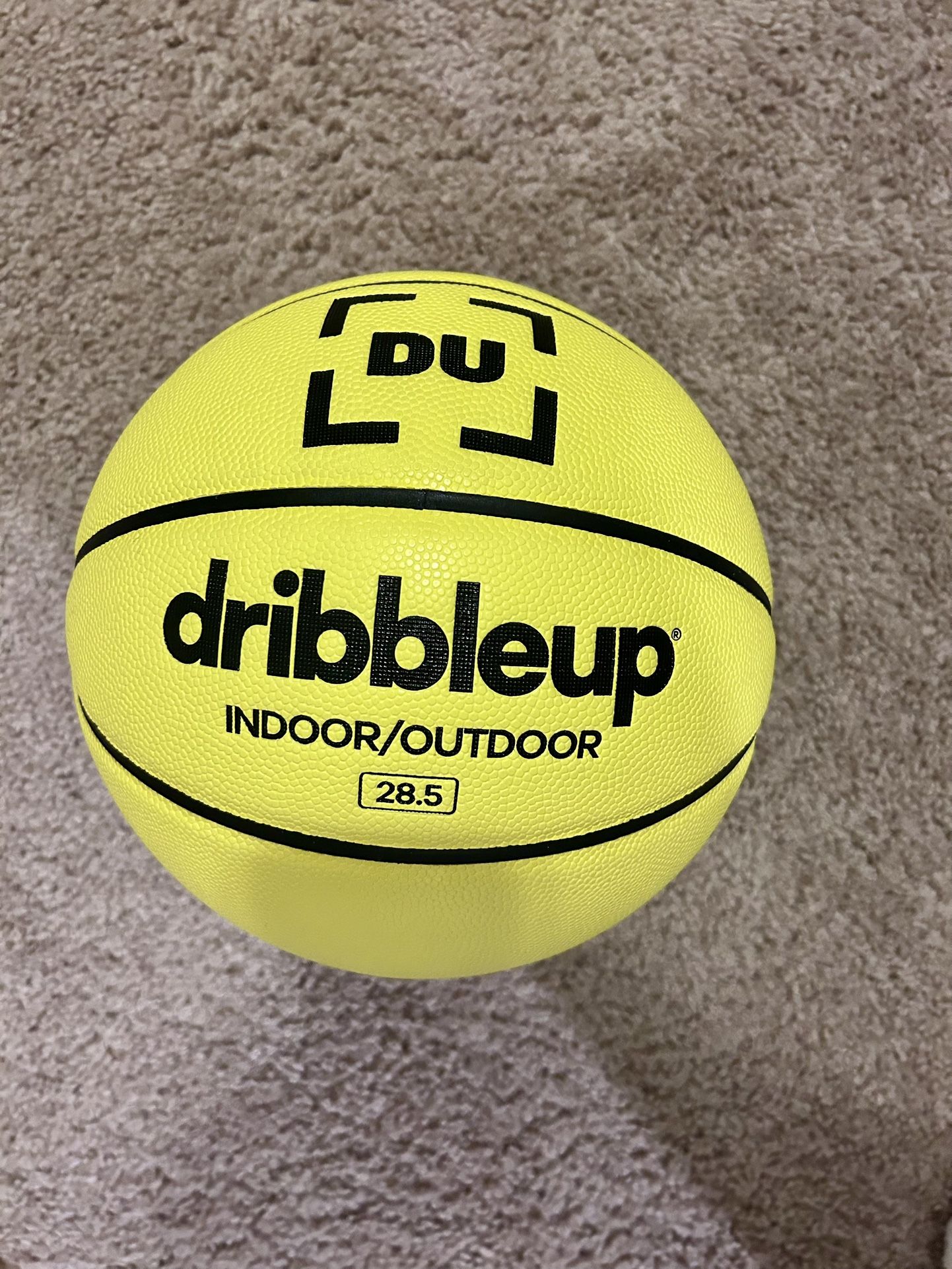 Basketball 28.5” – Barely Used, Great Condition