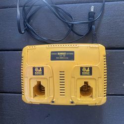 dewalt Dual Battery Charger 18V Model DC9320