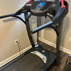 Horizon CST 3.5 Treadmill for Sale in Kirkville NY OfferUp