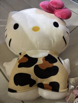 hello kitty plushie 