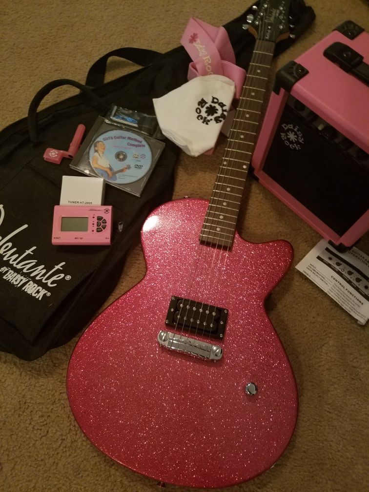 New Girls guitar, gig bag, accessories and amp