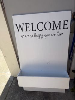 Welcome sign
