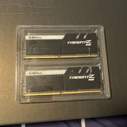 Trident Z Rgb DDR4 3000mhz 2 X 8gb RAM