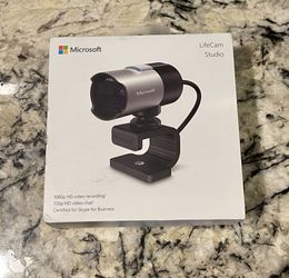 Microsoft LifeCam Studio Webcam