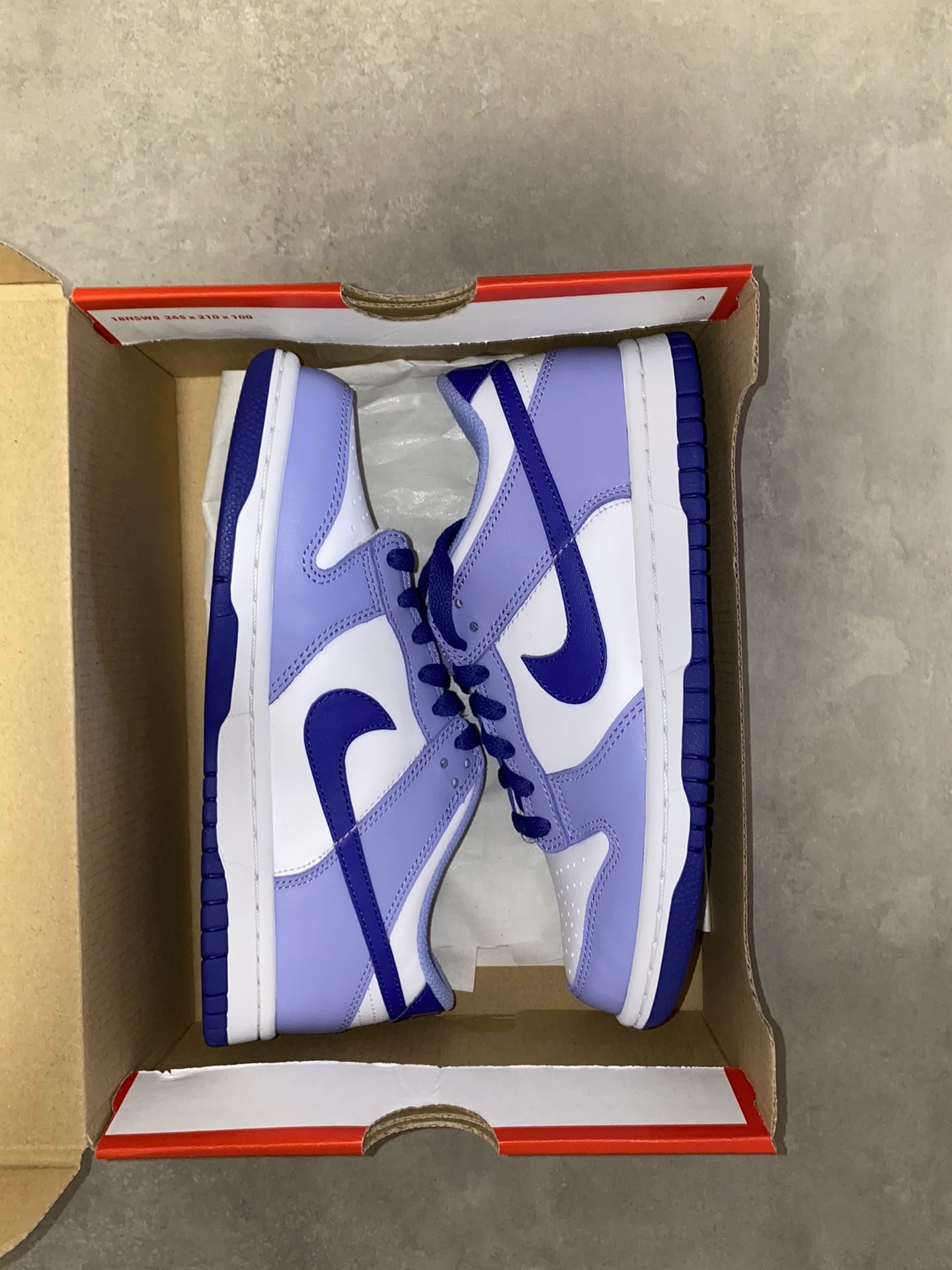 nike dunk low blueberry
