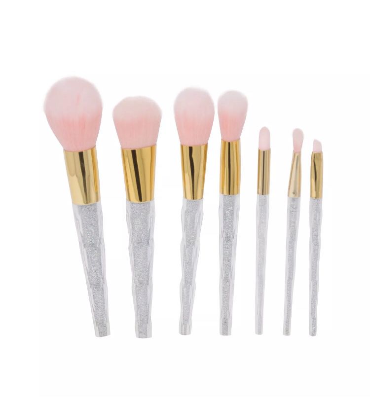 Brand New 7 PC Glitter Makeup Brushes Cosmetic Tools for Blush Eyeshadow Bronzer