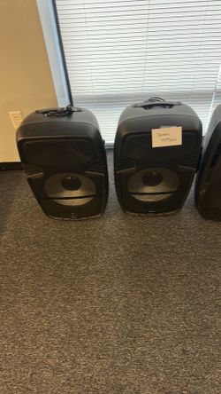 Lot of 5 Powered Bluetooth Speakers ($50 each)