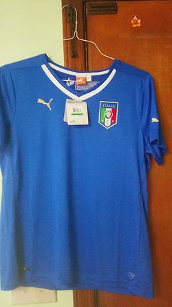 Womens Italy puma soccer jersey