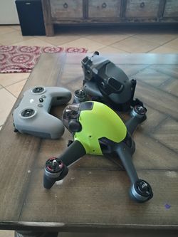 Dji FPV Drone W Integra Googles