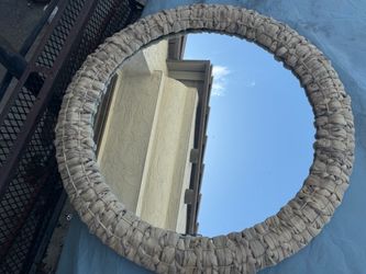 Round Wall Mirror with Woven Rope Frame