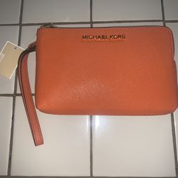 Michael Kors Wristlet