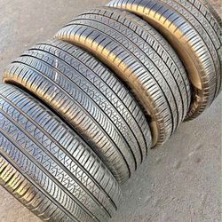 255/45/20 Vendo Set De Tires Marca Pireli Con 80% De Vida I