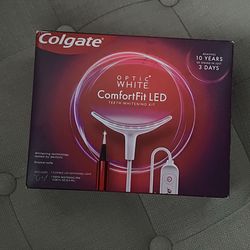 Pick up today Colgate LED Teeth Whitening Kit for iPhone Android (Worth near $100)