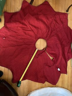 Christmas tree skirt