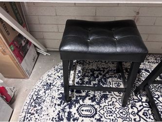 25!inch stool