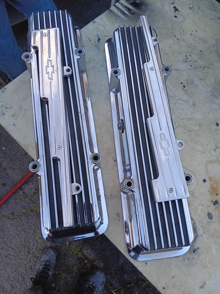 Chevy Small Block Valve Covers