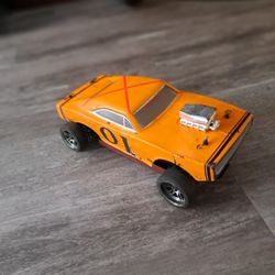 Lots Of Rc Cars And Trucks 