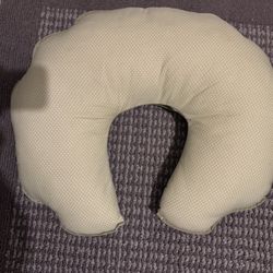  Boppy Nursing Pillow