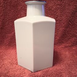 Dansk Niels Refsgaard Blue Mist Hexagonal Bottle Vase White Speckled Japan 7"