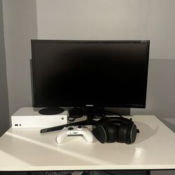 Xbox Series S Gaming Setup