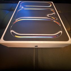 iPad Pro (M5) 13 Inch 256GB Titanium Black Cellular + WiFi