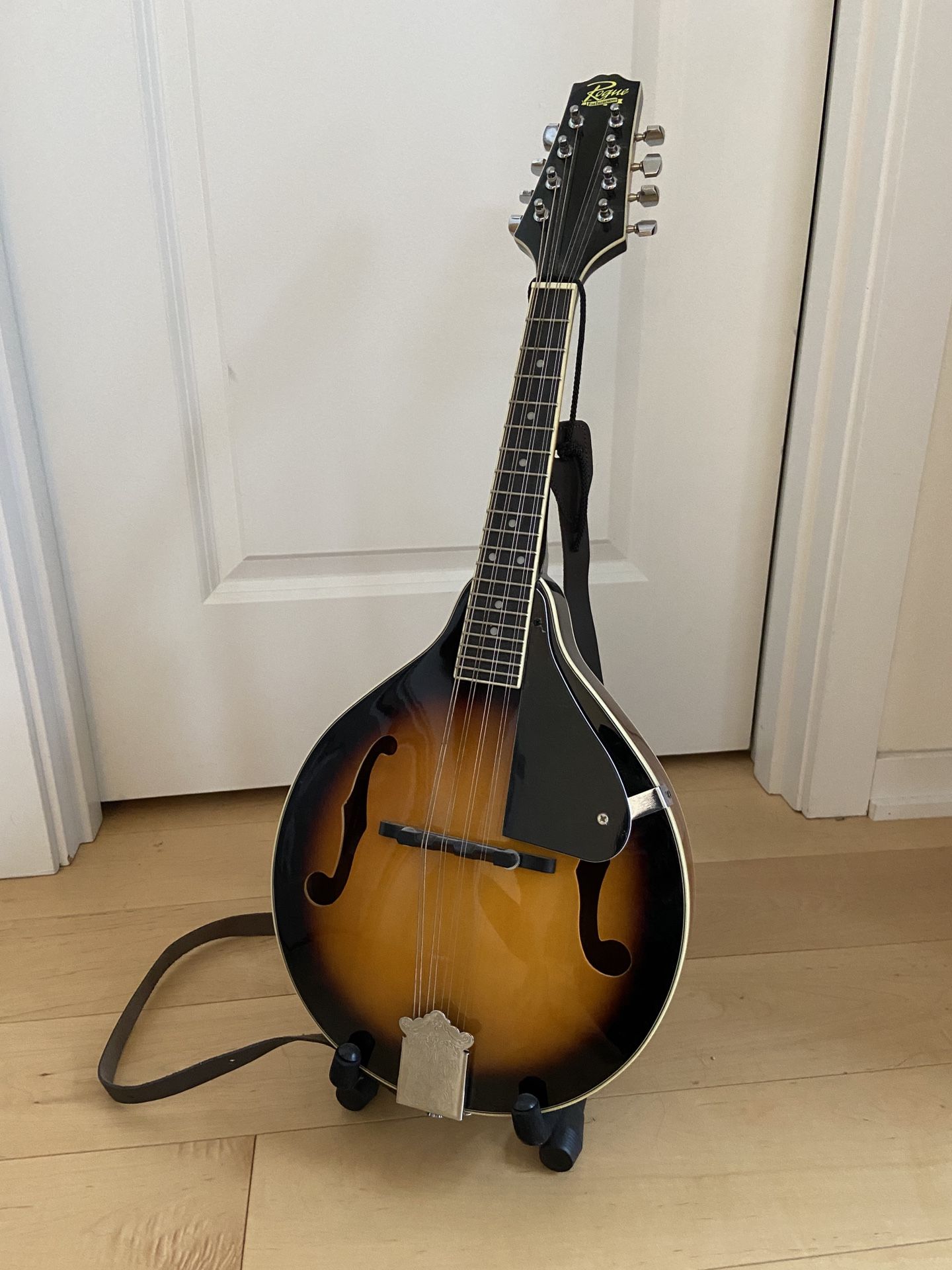 Rogue Mandolin- Strap & Stand