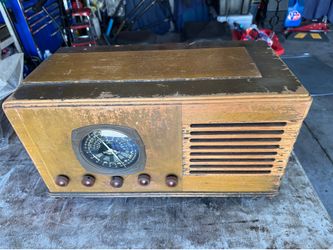 Western Air Patrol Vacuum Tube Radio