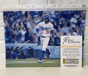 Mookie Betts Los Angeles Dodgers Autographed 8x12 Photo With COA 
