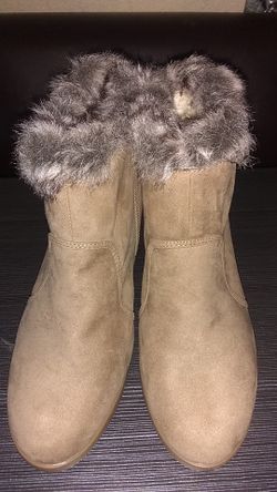 Comfortable boots size 10